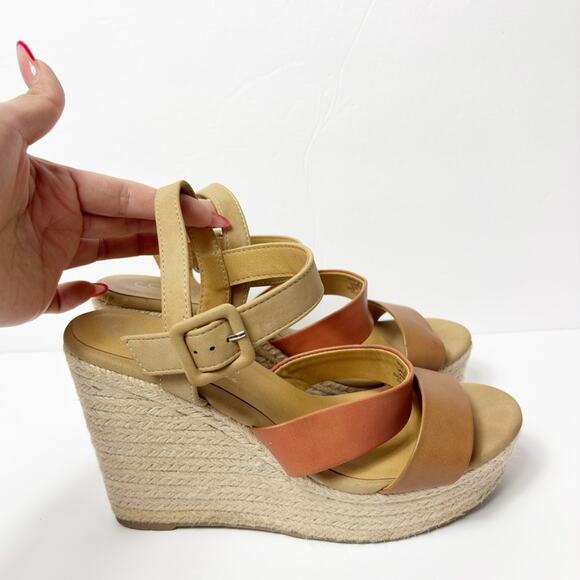 COCONUTS BY MATISSE WOMEN BEIGE PINK WEDGE HEEL SANDALS SIZE 10M - Picture 5 of 8